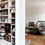 Seven Historical Lejlighedshotel 4*