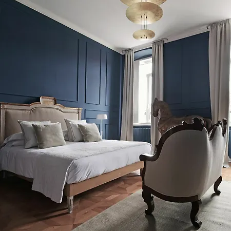 Apart Otel Seven Historical