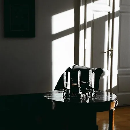 Seven Historical מלון דירות טריאסטה