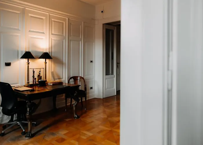 Aparthotel Seven Historical Trieste