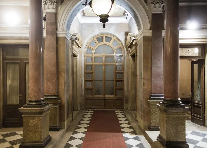 Seven Historical Апарт-готель 4*