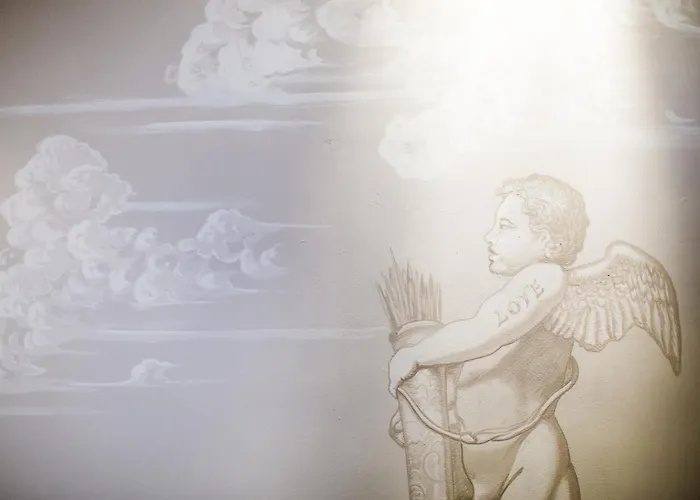 Seven Historical Трієст