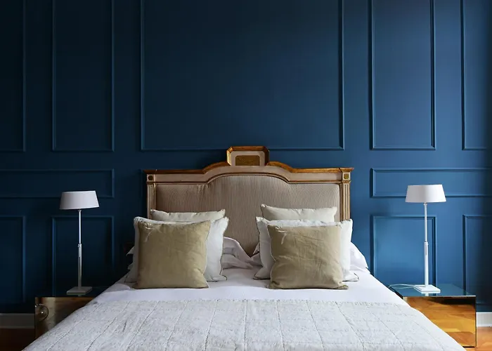 Seven Historical Трієст